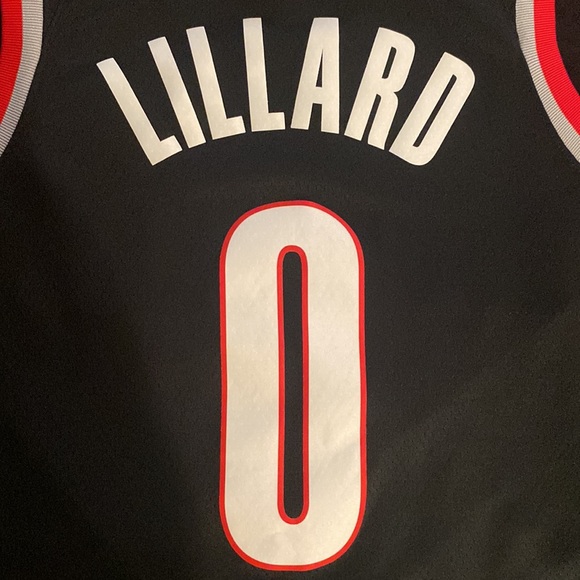 Damian Lillard jersey - Picture 7 of 8